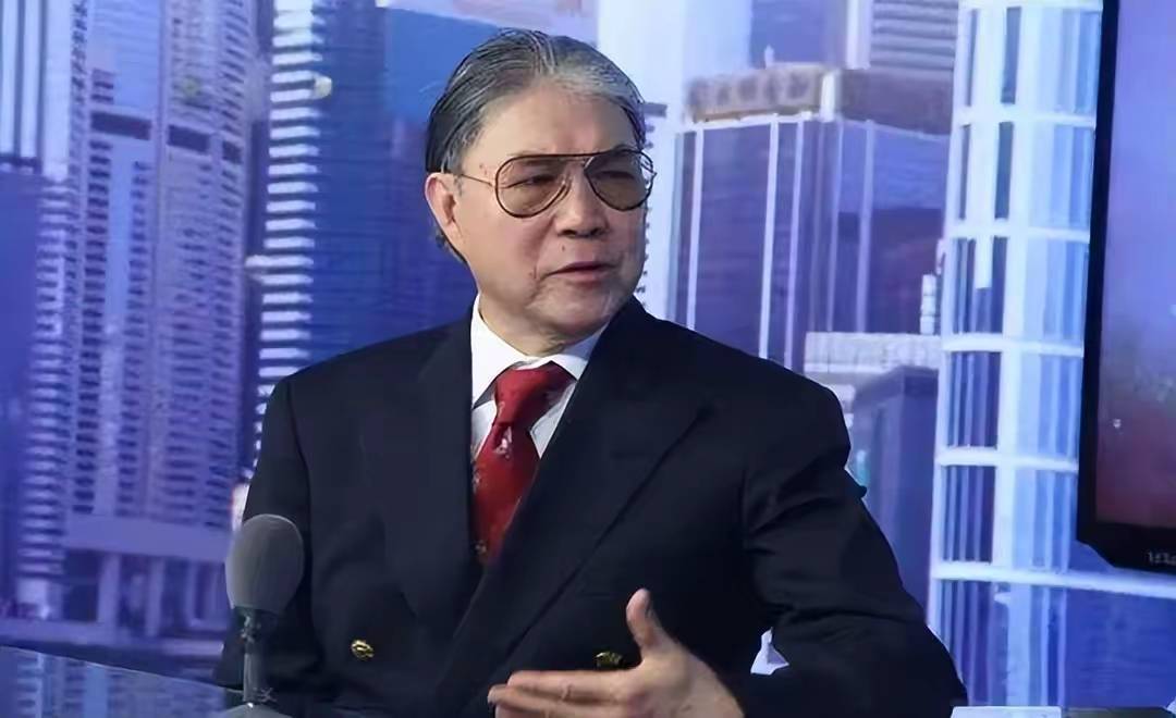 公吐槽网友却大赞其做法！球盟会网站郭晶晶育儿遭公(图2)